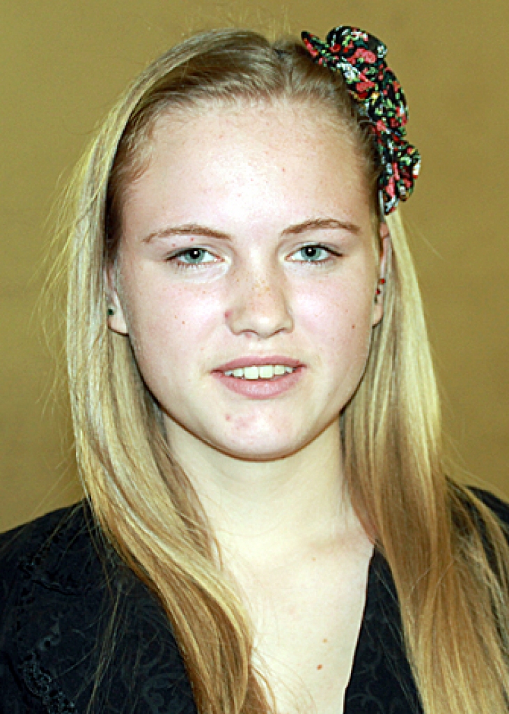 Skolniece bez brīvlaika
