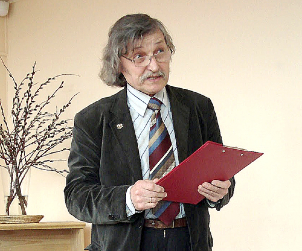 Stāstīs par latvju zīmēm