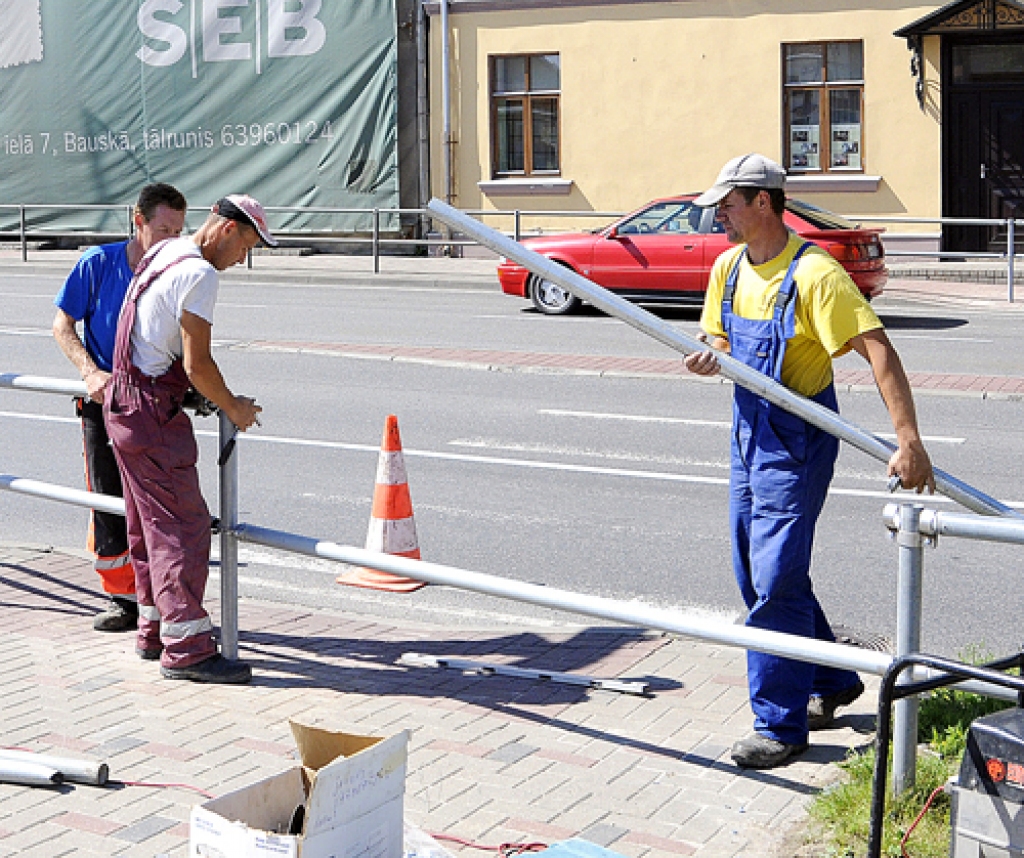 Pretim muzejam uzstāda barjeras