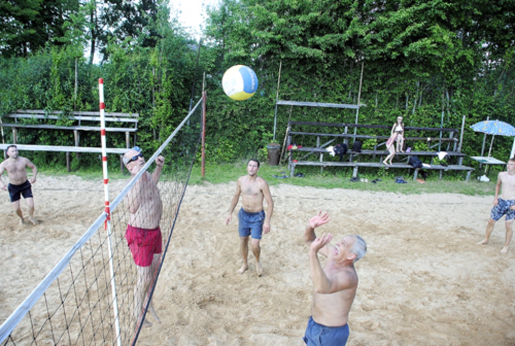 Pagūst svinēt Jāņus un sportot