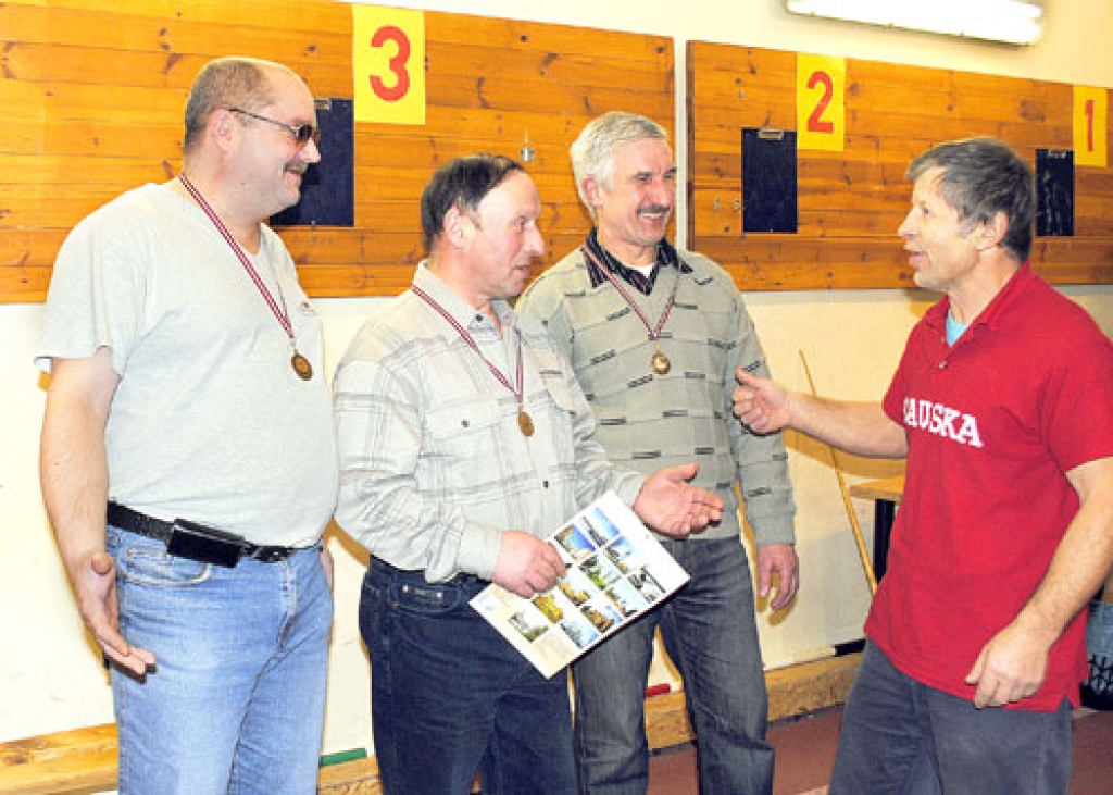 Sit, bet kauliņi nekrīt