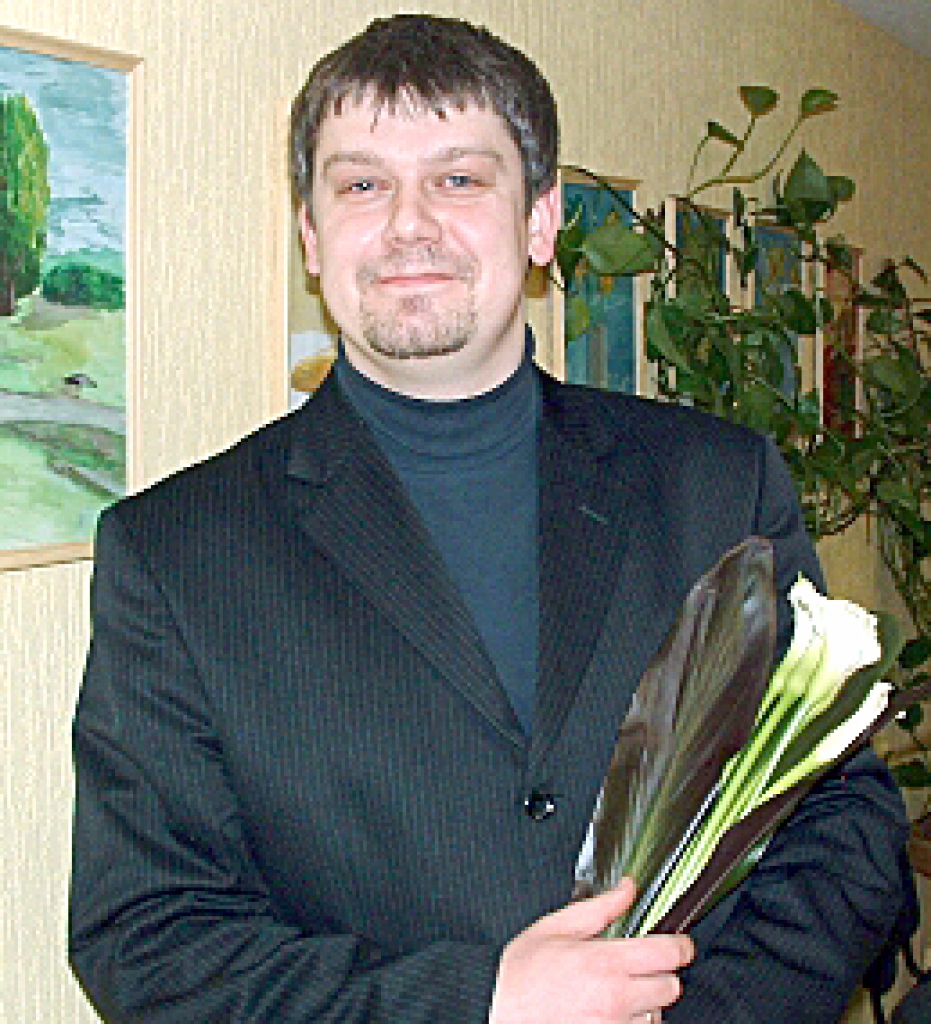 Valles vidusskolas direktora amatā ieceļ Česlavu Batņu