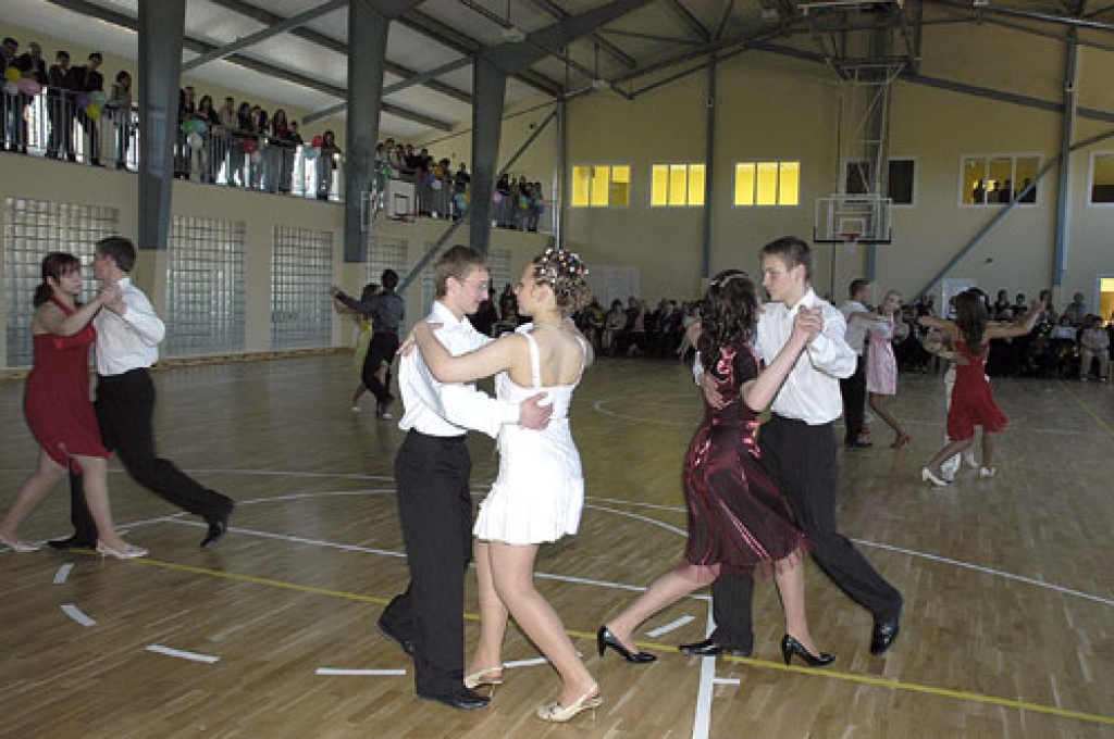 Griķu pamatskolas saime svin sapņa piepildīšanos