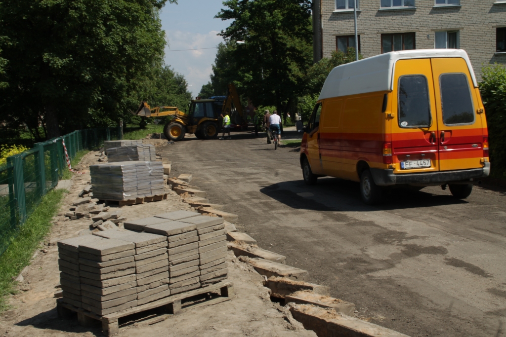 Dārza iela Bauskā kļūs līdzenāka