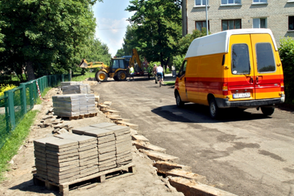 Dārza iela Bauskā kļūs līdzenāka