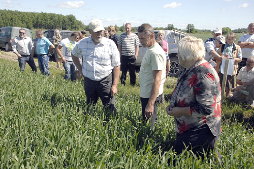 Zemnieki pieredzē dalās «Baložos»