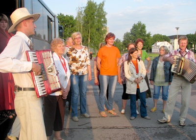 Dejotājiem Dziesmu un deju svētkos pievienojas koristi
