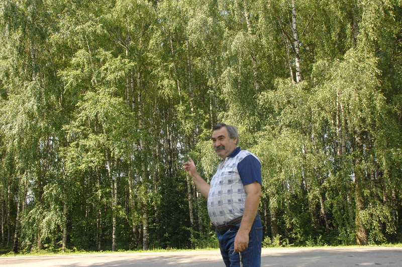 Vārnveidīgie pamatīgi apgrūtina Uzvaras ciema ļaužu dzīvi