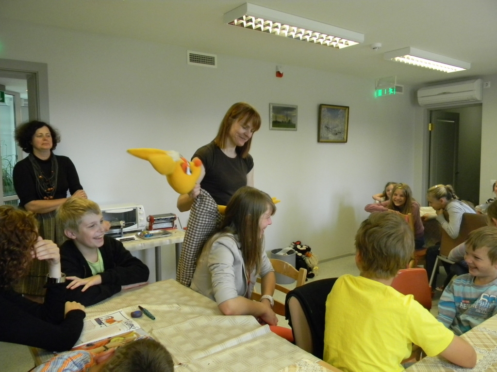 Bērnu darbnīcu ciklu Zorģu bibliotēkā noslēdz ar nelielu Valtera Frīdenberga koncertu