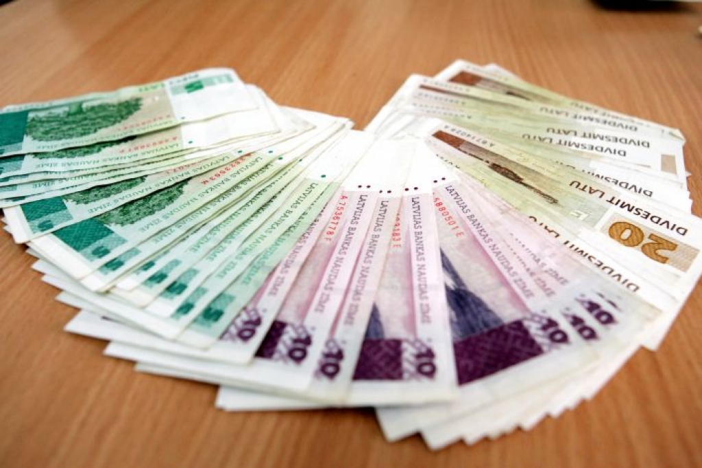 FM piedāvā alternatīvu priekšlikumu darbaspēka nodokļu reformai