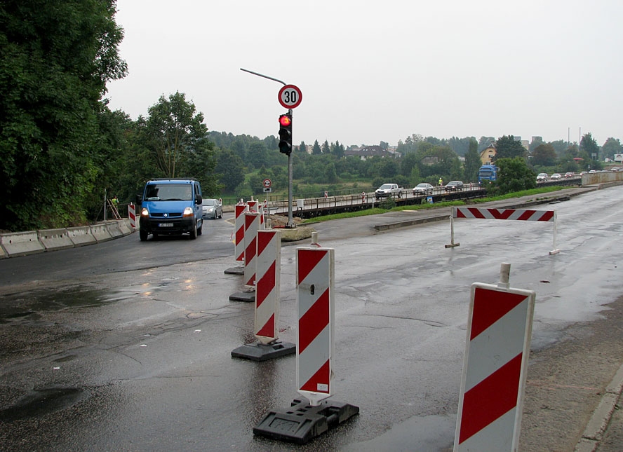 Pagaidu tilts pār Mūsu atvērts satiksmei