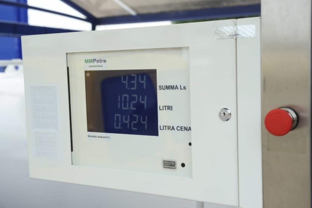 Finanšu ministrija sola, ka autogāzes cena pēc nodokļa paaugstināšanas nepieaugs vairāk kā par 1,5 santīmiem