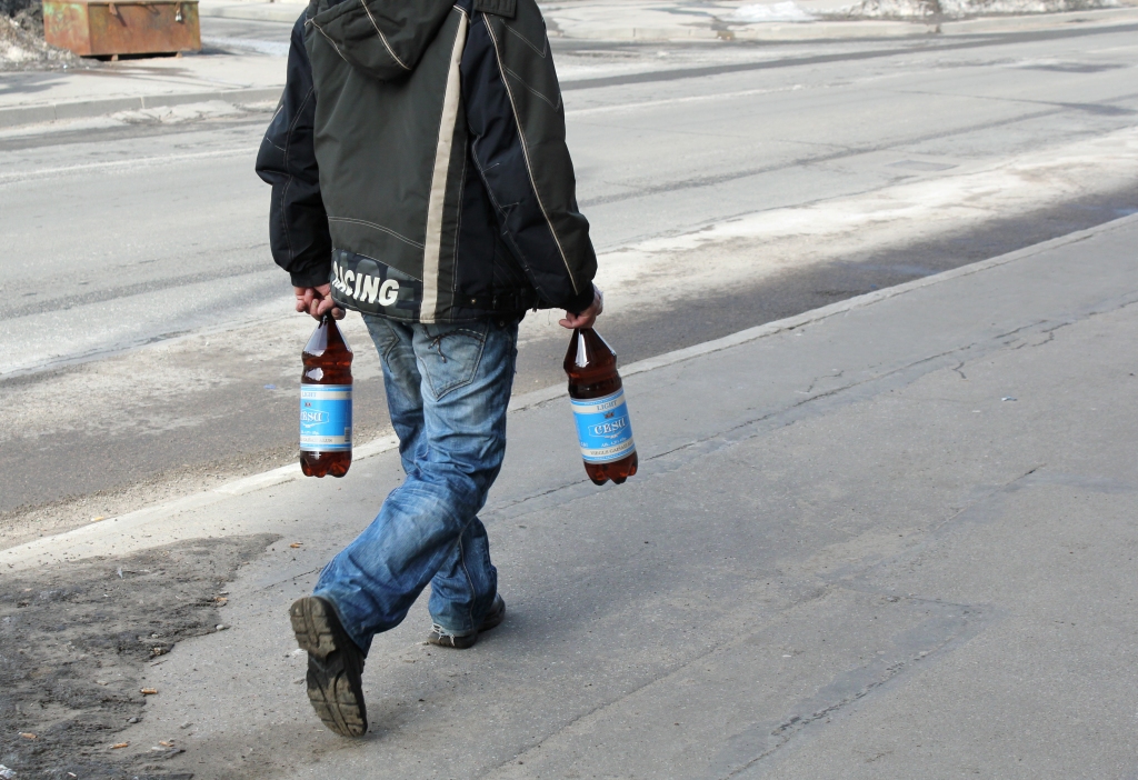 Valsts maksā arī par alkohola atkarīgajiem