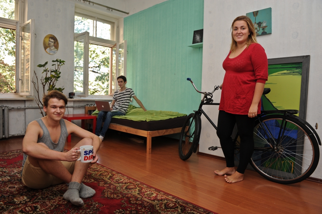 Studentu Rīgā vairāk nekā dzīvokļu; uzķeras uz krāpniekiem