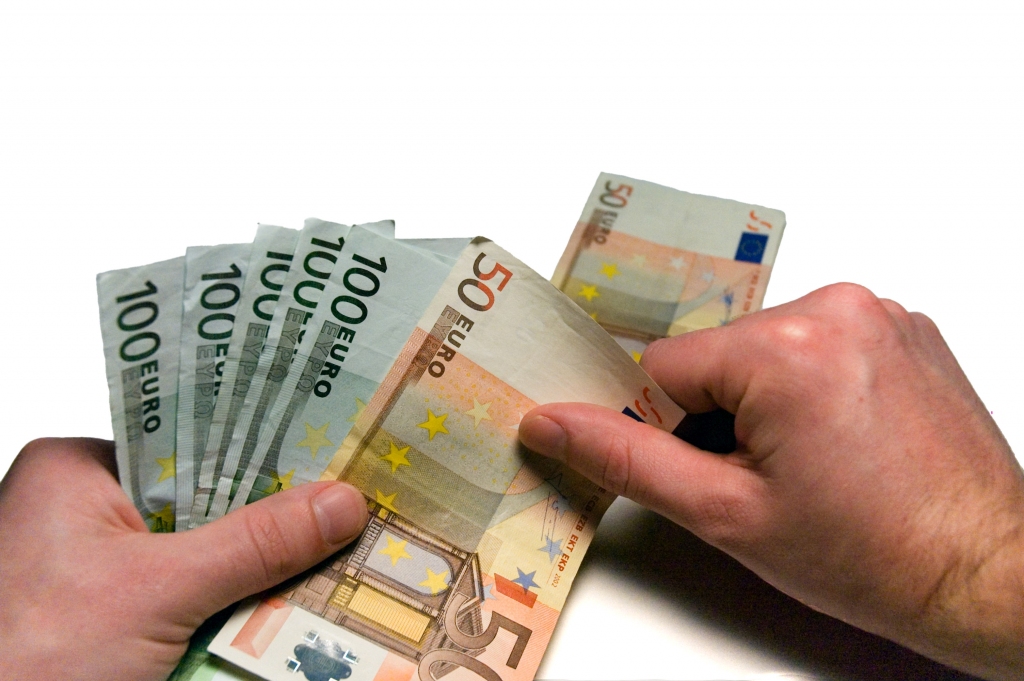No socnodokļa samazinājuma iegūs lielo algu maksātāji