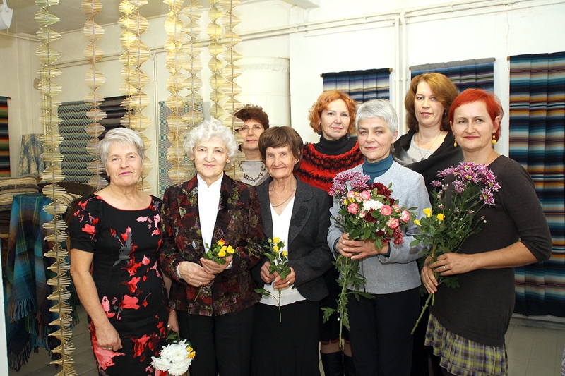 Bauskā atklāta Jelgavas lietišķās mākslas meistaru izstāde
