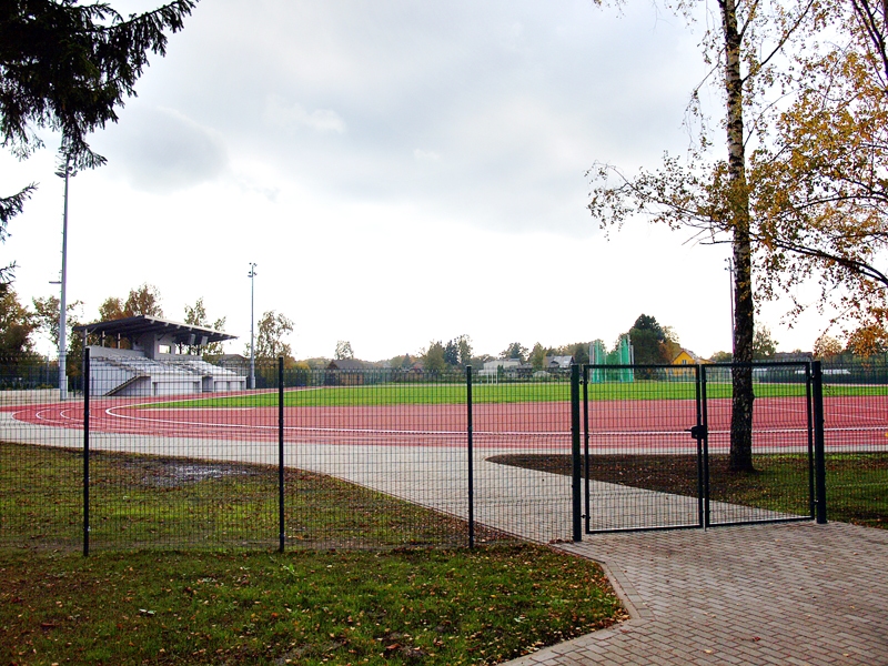 Jaunajam stadionam uzlikts segums