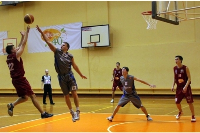 «Dartija» uzņem apgriezienus