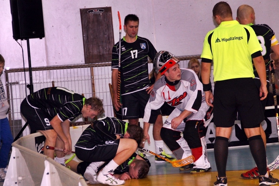 Florbola mačā «Bauska» necerēti zaudē