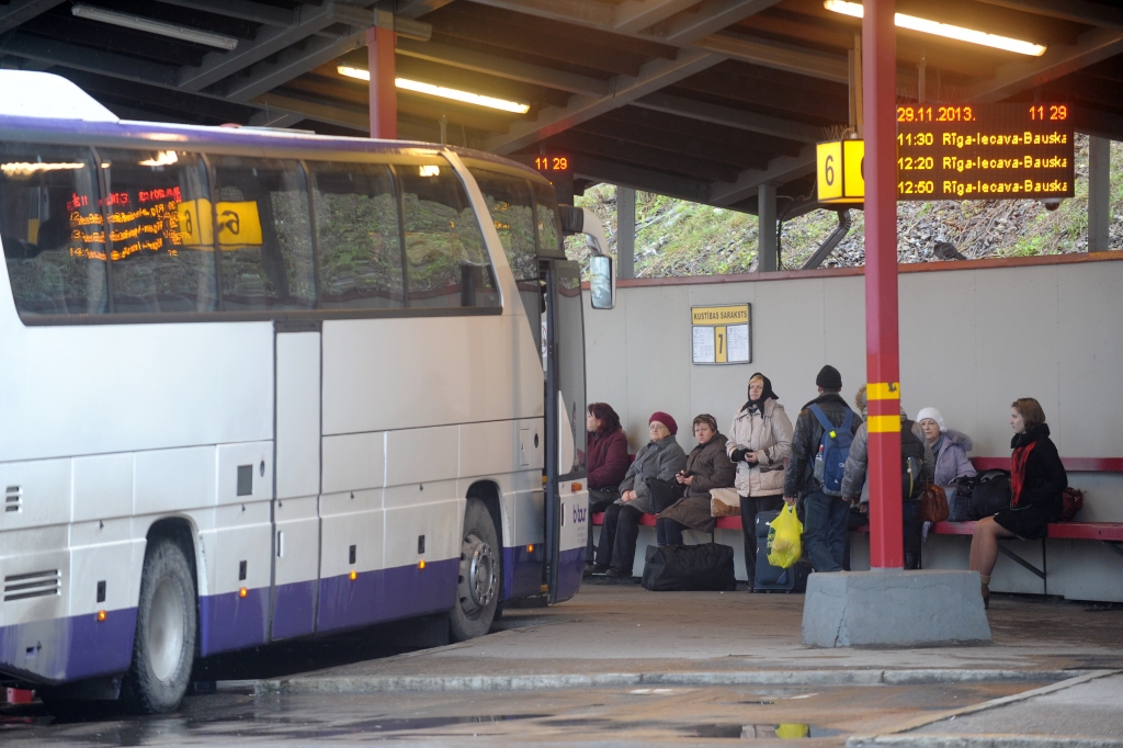 Garajās brīvdienās būtiskas izmaiņas pasažieru pārvadātāju kustības grafikos