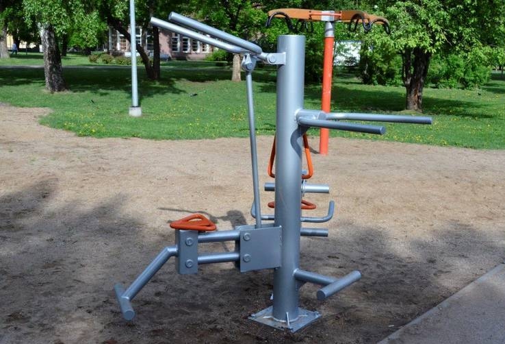 Bauskas novada septiņos ciemos nākamgad uzstādīs ielu vingrošanas aprīkojumu