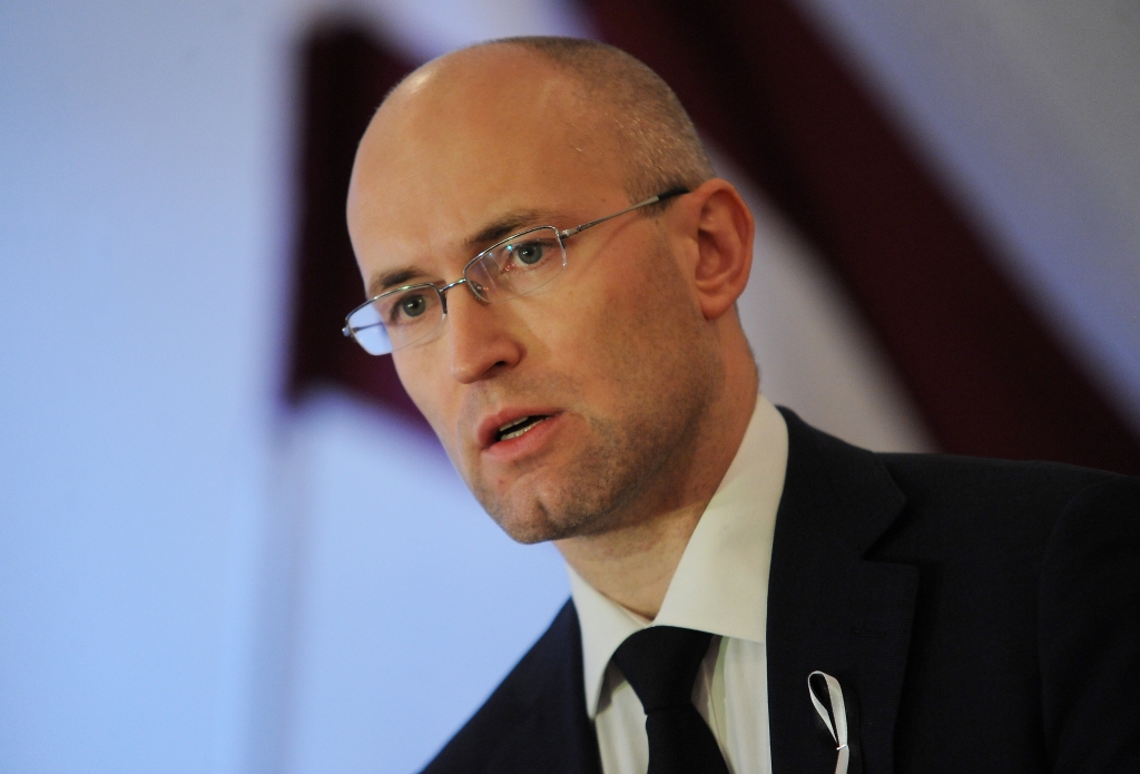 Pavļuts uzņemts Reformu partijā