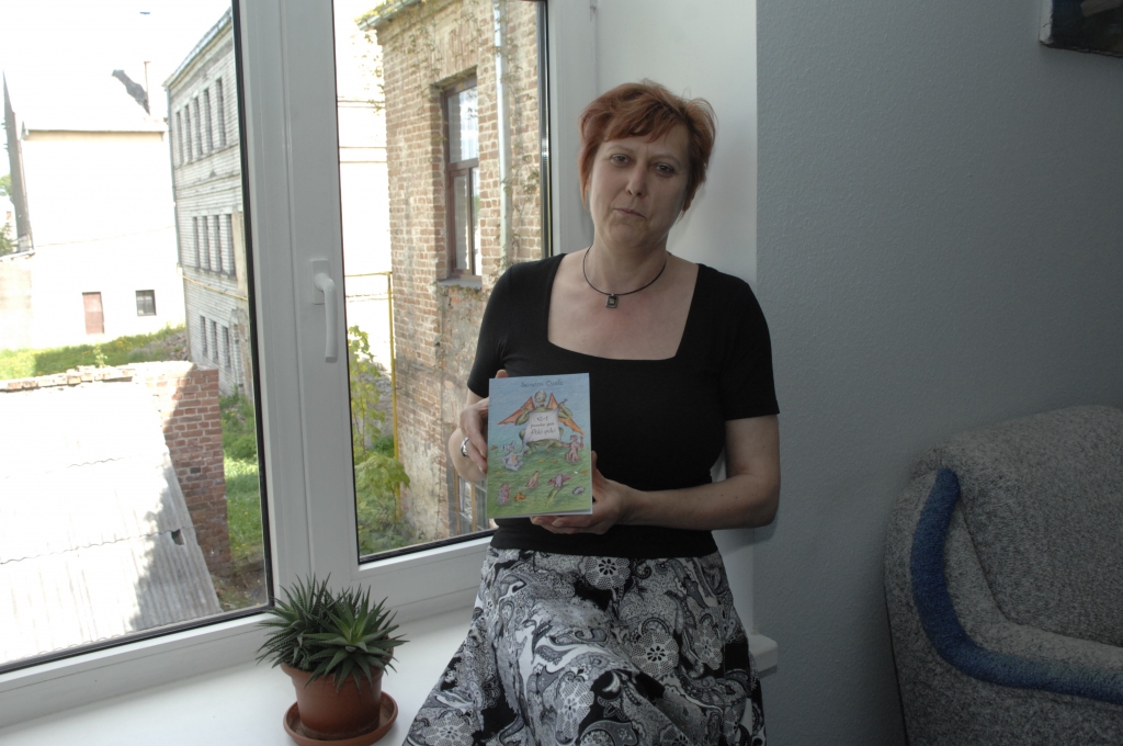 Rosina rakstīt dzeju veltītu Vilim Plūdonim