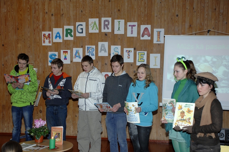 Mežgaļu pamatskolā atzīmē Margaritas Stārastes jubileju