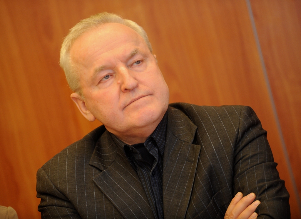 Arī Pīks atgriezīsies politikā, startēs uz EP