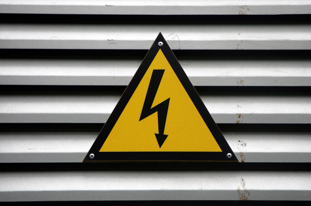 Saeimā konceptuāls atbalsts atlikt elektrības tirgus atvēršanu un šogad saglabāt esošos tarifus