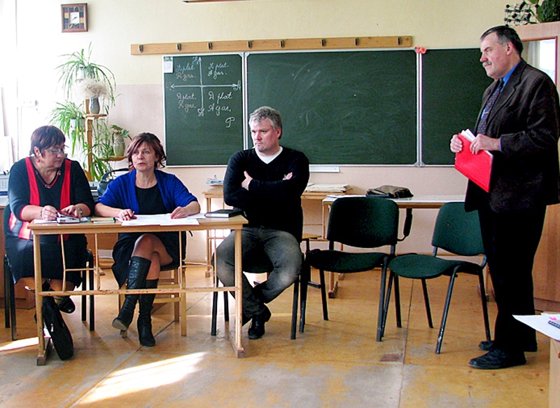 Uztrauc skolas nākotne un ceļi