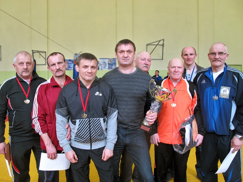 Bauskas komandai uzvara brīvajā cīņā