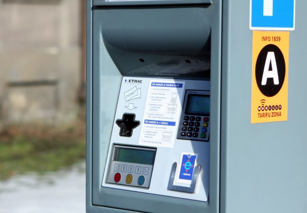 IUB Rīgas satiksmei lūgs pārtraukt līgumu ar SIA Rīgas karte, kas no tirgus «izspiež» Mobilly