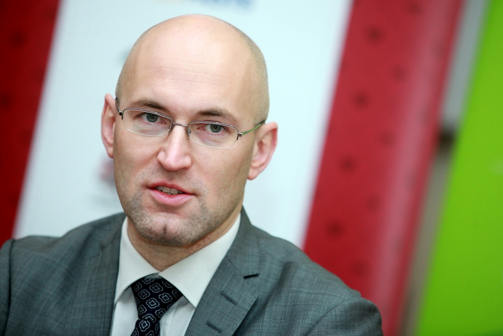 Pavļuts: Latvijas gāzes akcijas valstij jāpērk, ja tā varētu iegūt kontroli uzņēmumā