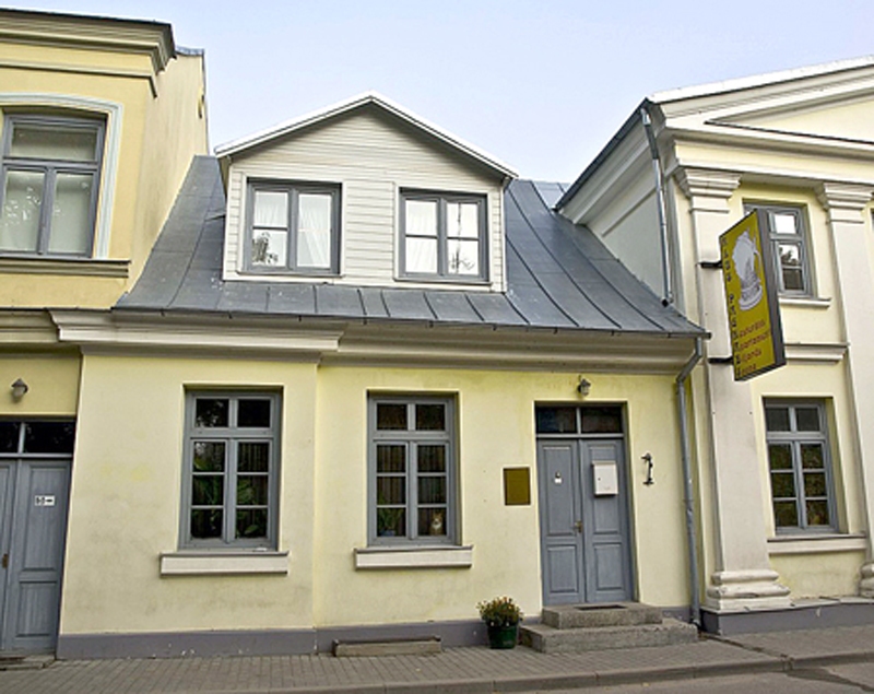 «Kungu ligzdu» mēģinās pārdot par 90 000 eiro