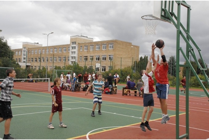 Rundāles novada vasaras sporta spēlēs gaidīs bērnus un pieaugušos