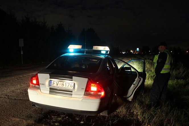 Brauc dzērumā un bez tiesībām