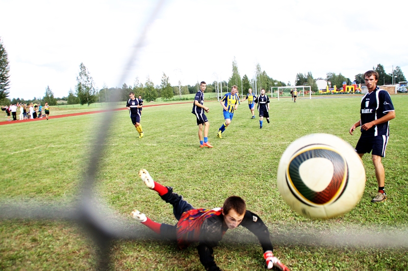 Vallē sacenšas Vecumnieku un kaimiņu novadu sportisti