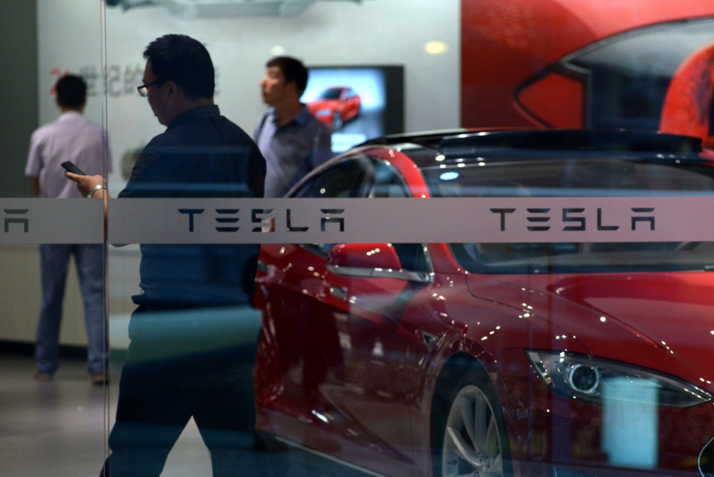 Investors: Tesla uzvaras var beigties
