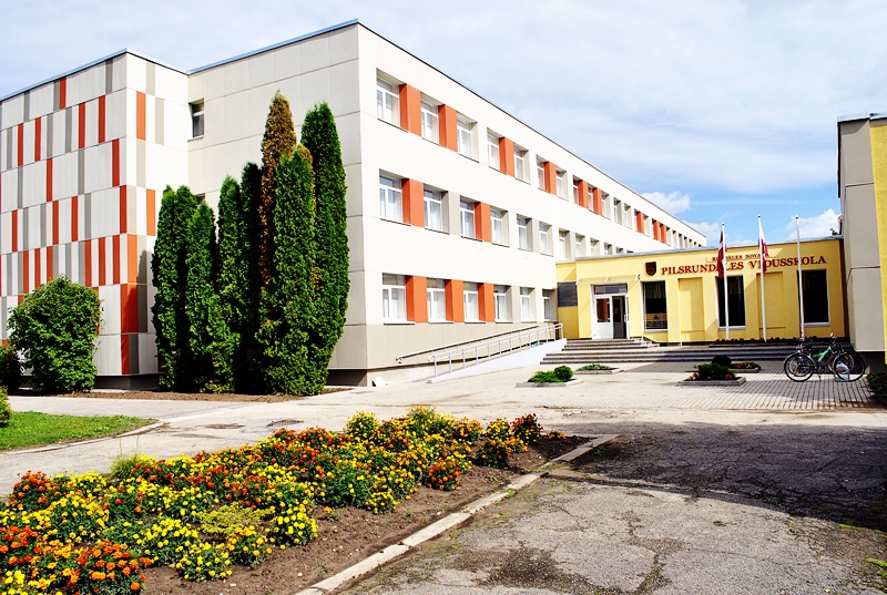 Pilsrundāles skolai – 95 gadu jubileja
