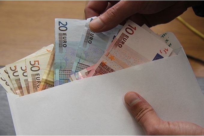 Gada laikā vidējā mēneša bruto darba samaksa augusi par 7,4% - līdz 775 eiro