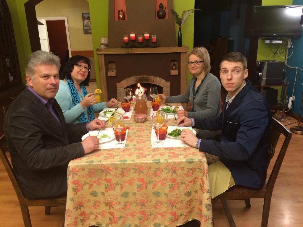 Brunaviete piedalās televīzijas šovā