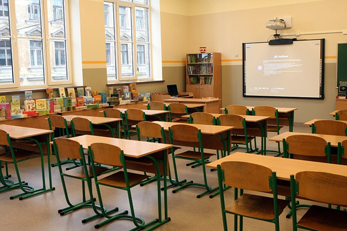 Plāno ieviest minimālo skolēnu skaitu vidusskolas klases atvēršanai