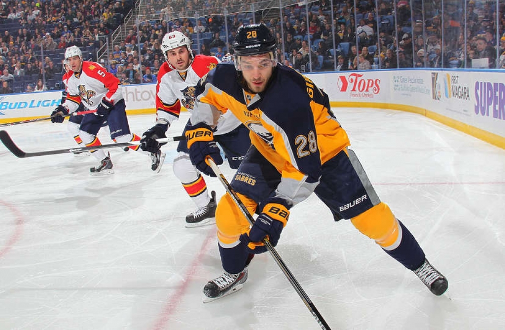 VIDEO: Girgensons NHL karjeras 100.mačā palīdz izkārtot uzvaras vārtus