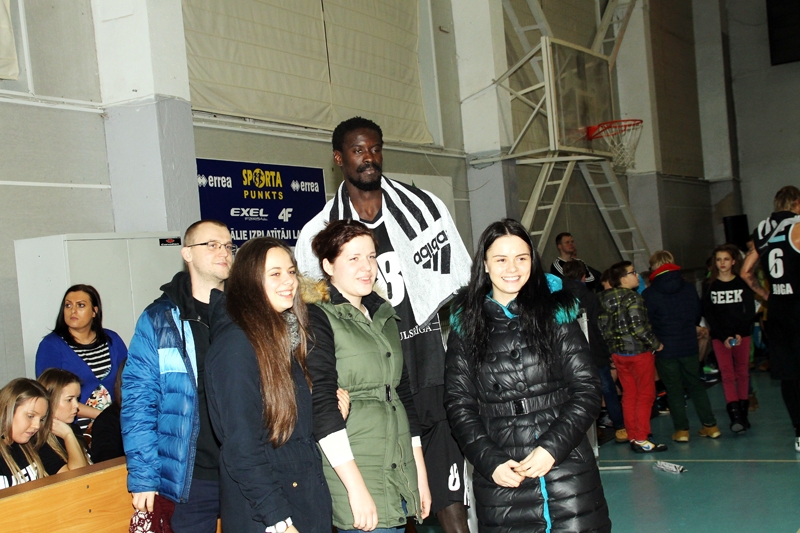 Bauskā skaisti basketbola svētki
