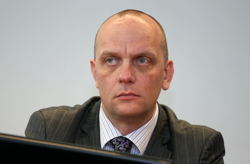 Ploriņš: Neesmu pirmās klases skolnieks, lai "labotos"