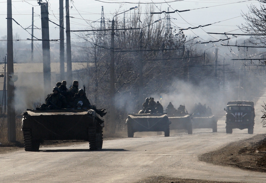 Ukrainas armija nogaidīs ar smago ieroču atvilkšanu līdz pilnīgam pamieram