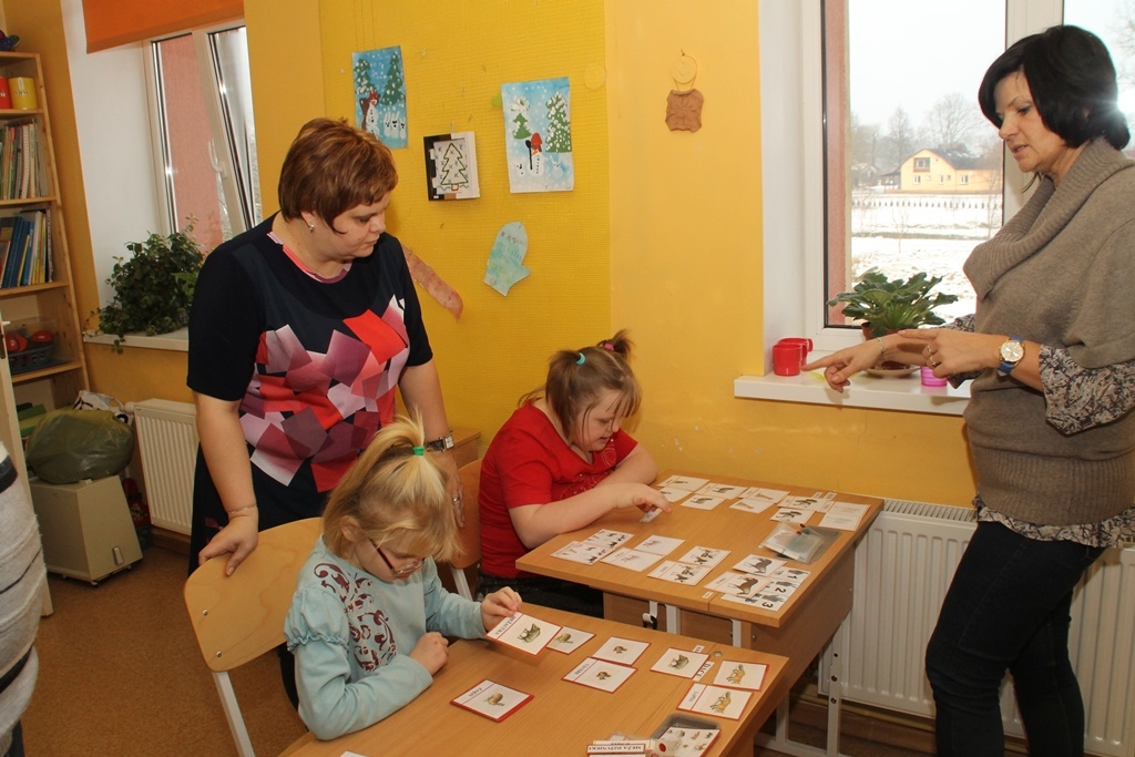 Turpinās balsošana par Zālītes internātpamatskolas projektu