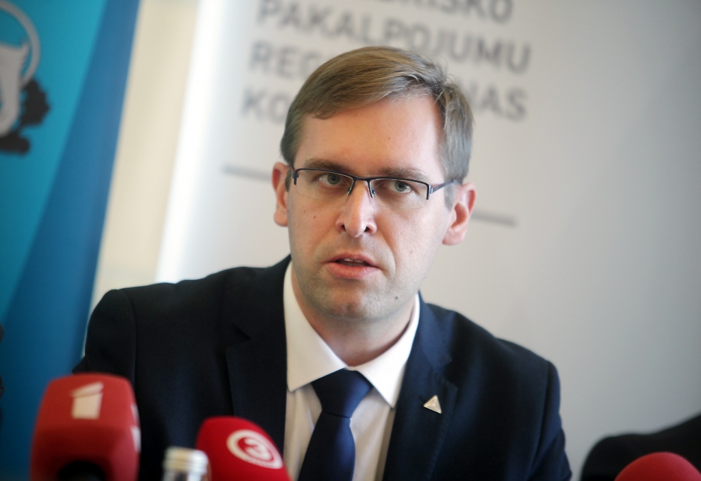 Regulators nevar garantēt RS biļešu cenas samazināšanos