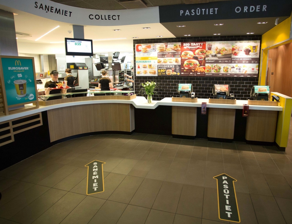 McDonald’s Rīgā modernizē apkalpošanu, ieviešot viedkioskus